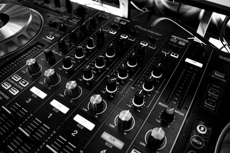 DJ Services